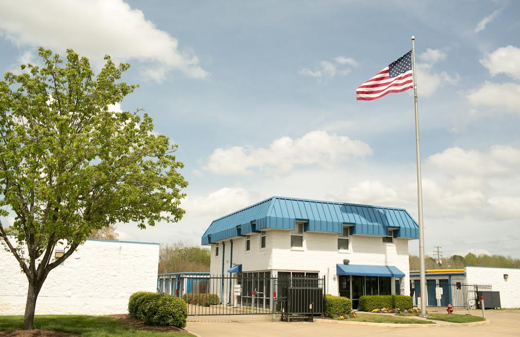 Storage Units in Chesapeake, VA 50 Providence Rd American Classic