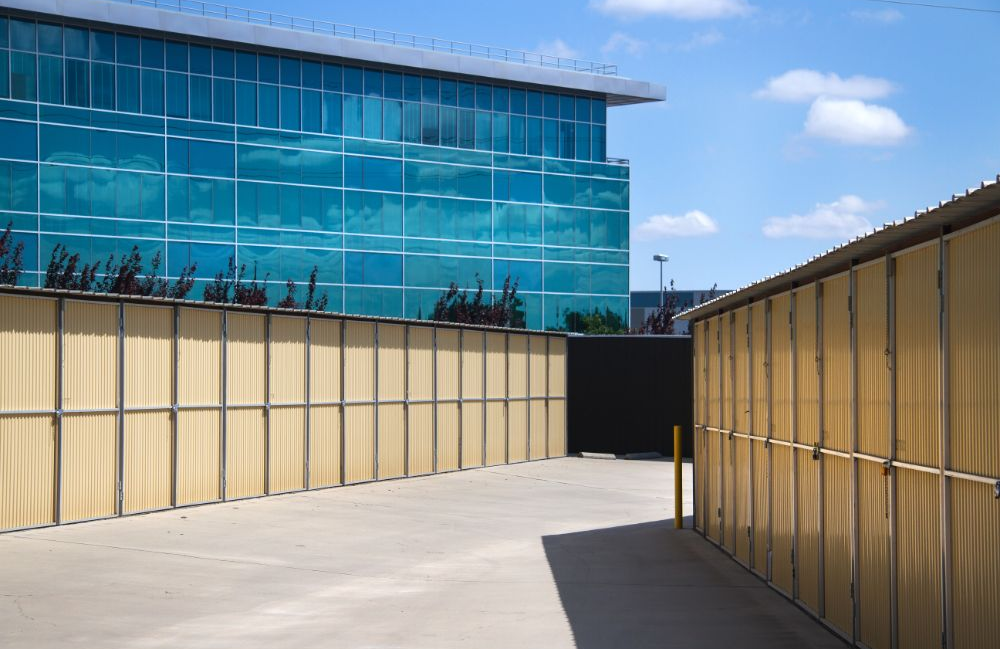 Derrel's self storage units in Fresno, CA from 59.50