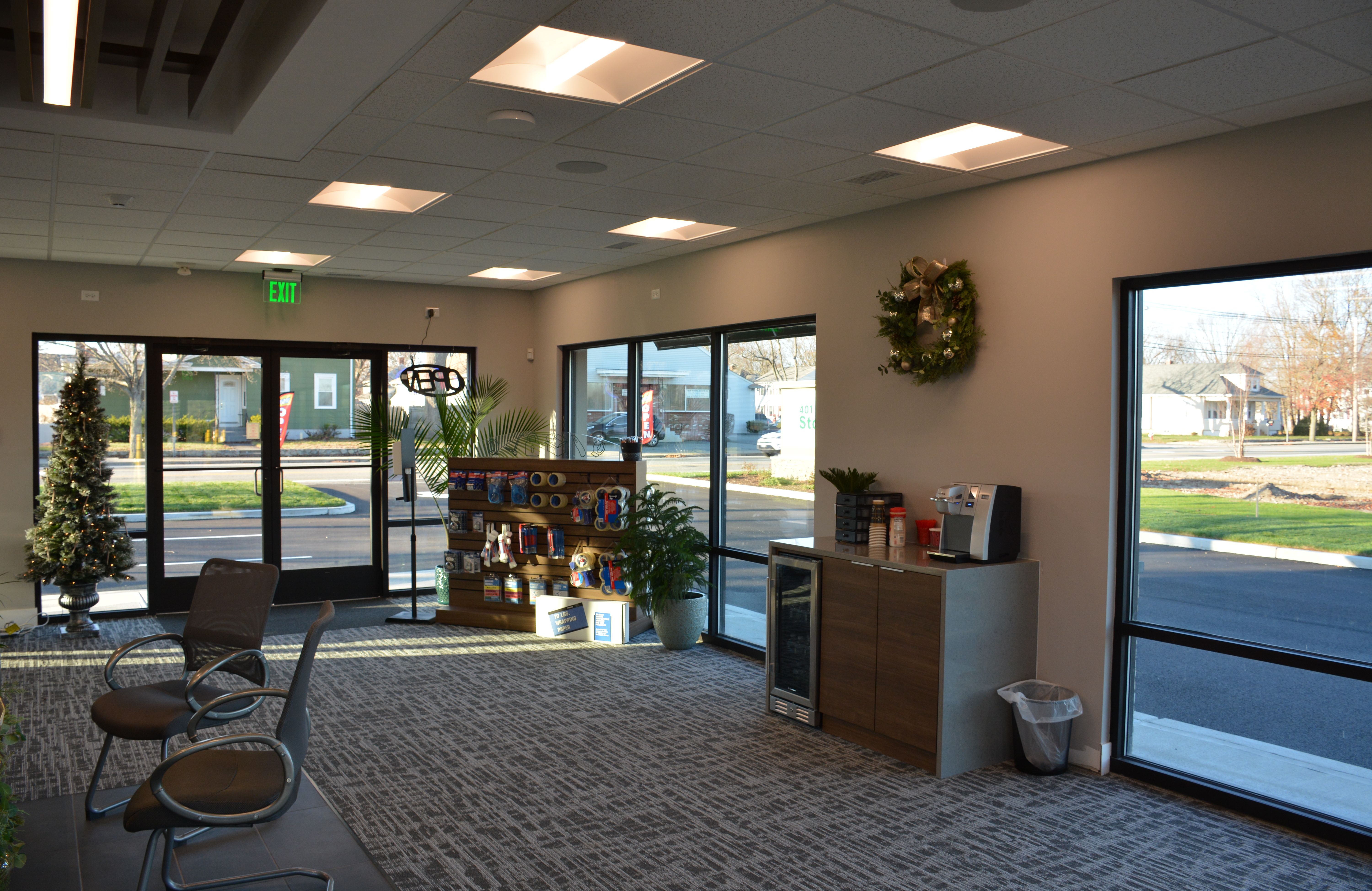 Storage Units in Warwick 2860 Post Rd 401 Storage